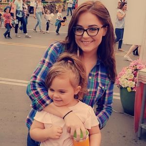 Meet your Posher, Ashley